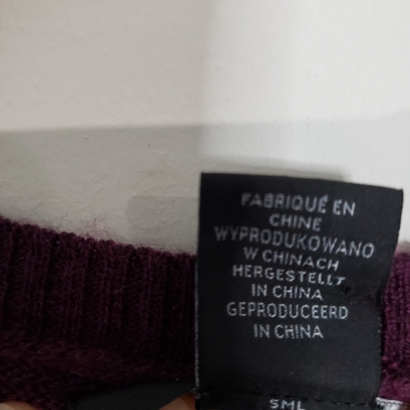 Tahari Ribbed Back Buttons Merino Wool Sweater Top Size Small - Picture 7 of 11